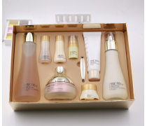 化妝品批發 構建高效產品庫的關鍵策略與實操指南